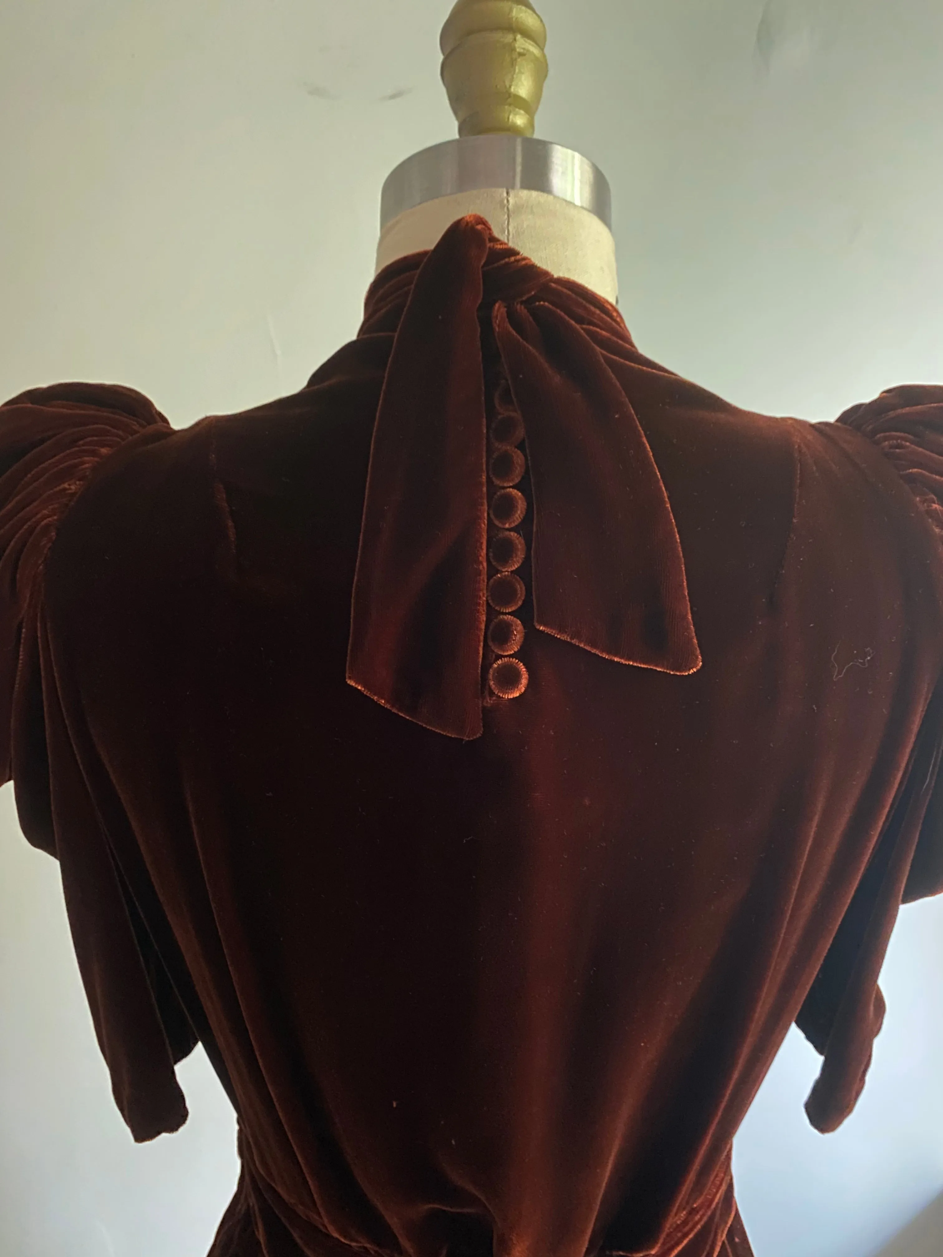 1930's Bloomfield Creations Sienna Silk Velvet Cocktail Dress / Small