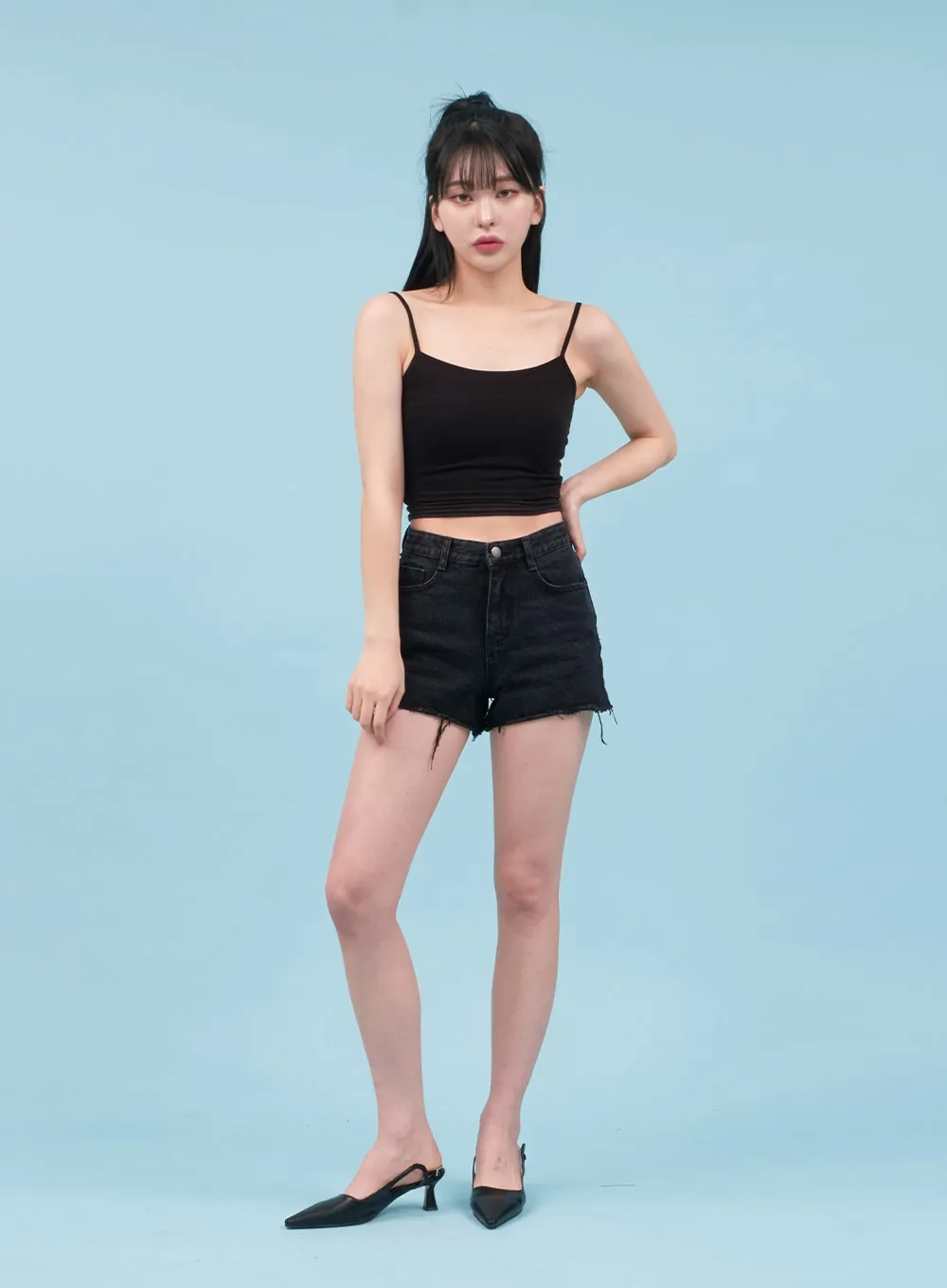 Basic Cropped Cami Top CA07